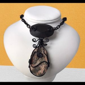 Wire wrapping rock pendant